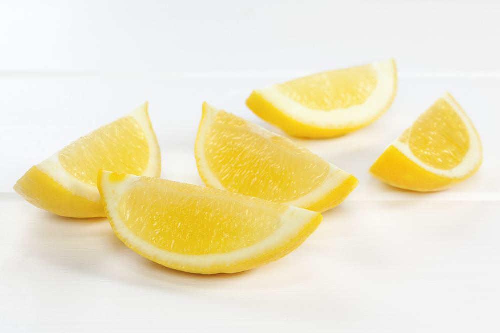 lemon wedges germs in restaurants